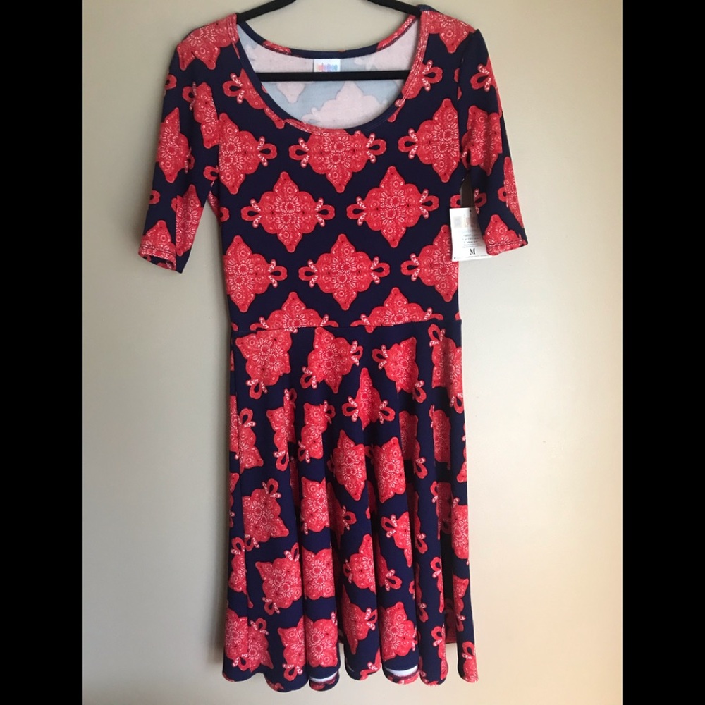 LuLaRoe Nicole Dress NWT medium